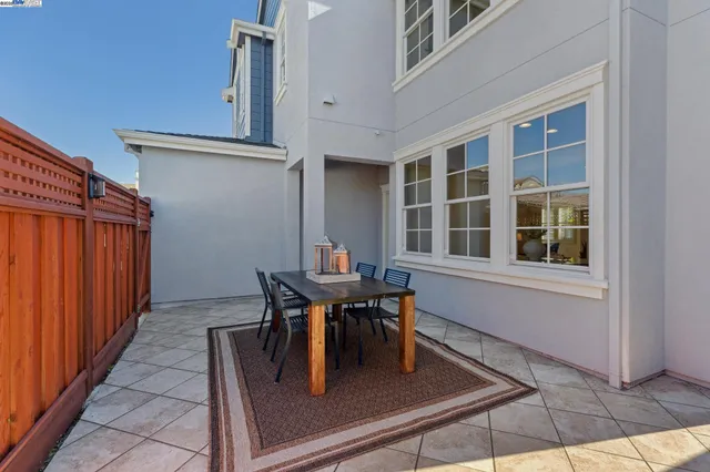$1,688,000 | 5 Cornelius Square, Alameda, CA 94501