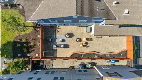 $1,758,800 | 5 Cornelius Square, Alameda, CA 94501
