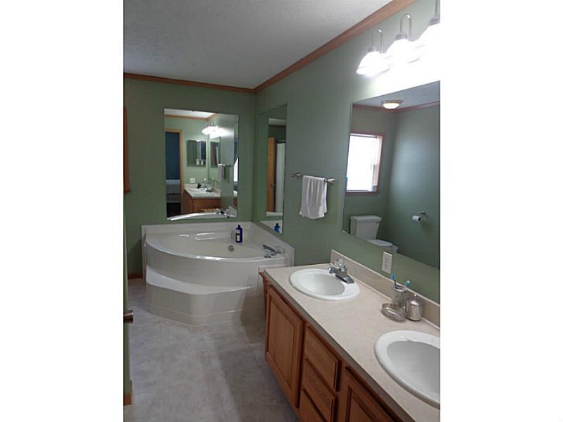 1694 West Lowell Road Columbus, IN 47201 - Photo 14 of 22