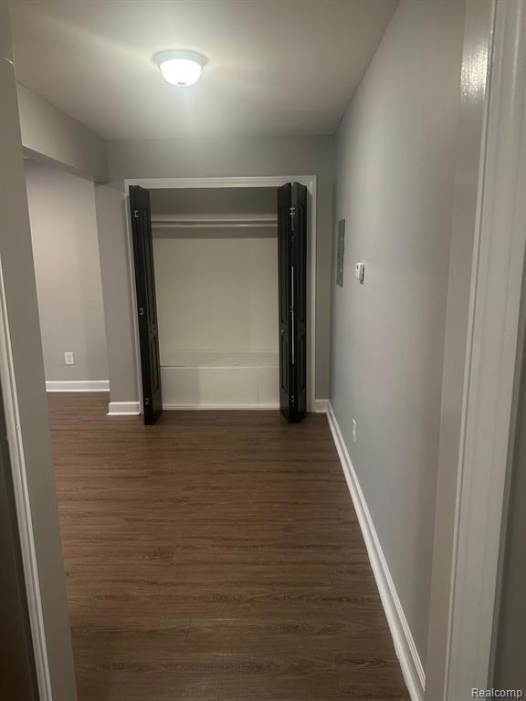 4411 Crooks Road Royal Oak, MI 48073 - Photo 4 of 9