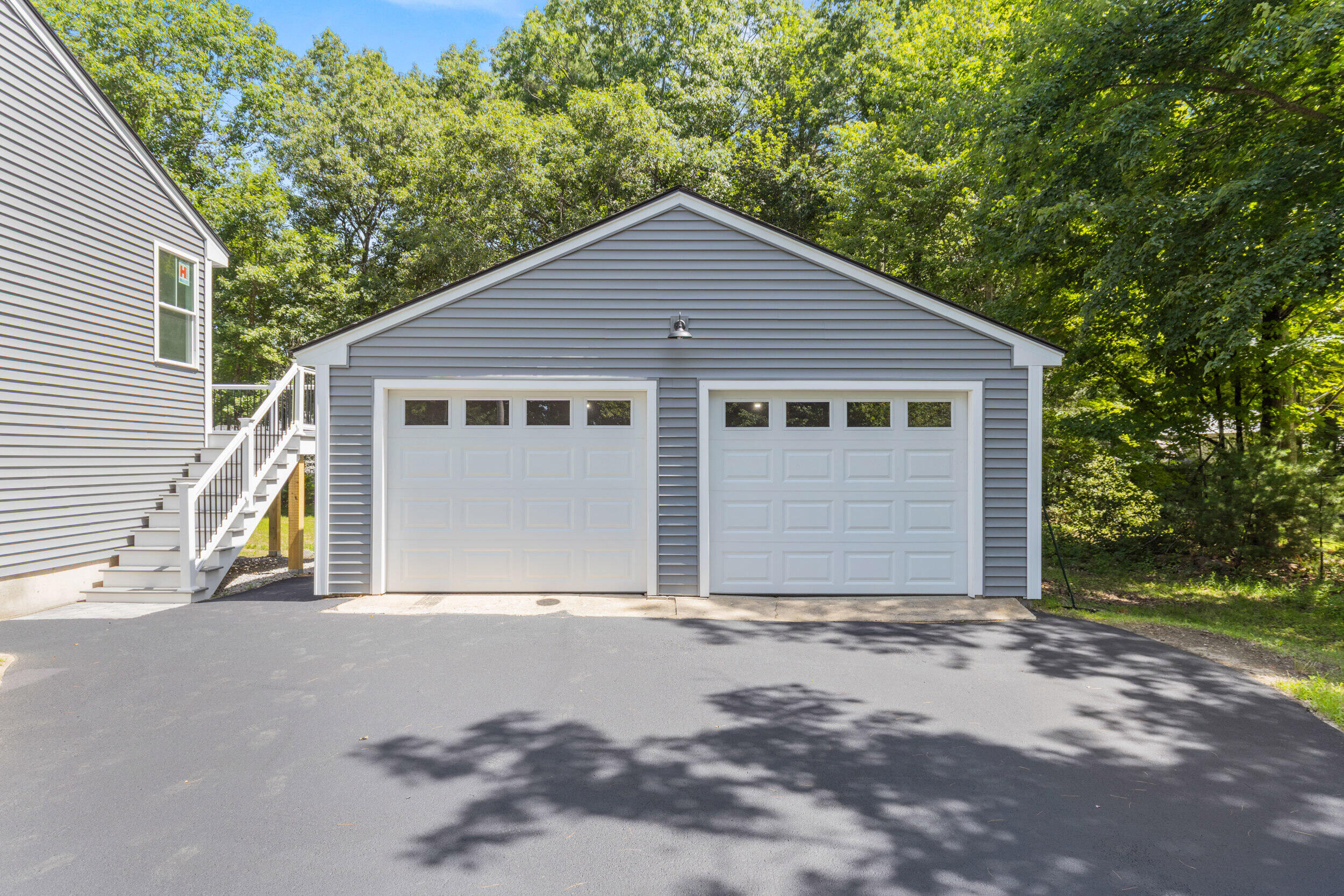 2817 Sanford Road Wells, ME 04090 - Photo 4 of 29 2 car Oversize Garage