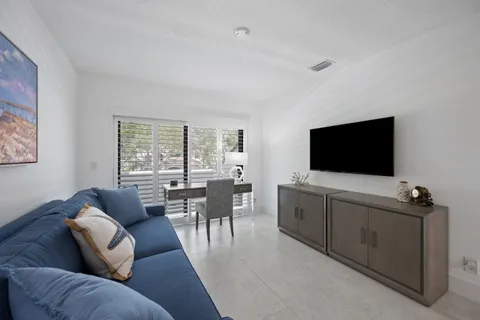 $825,000 | 3940 Back Bay Drive, Unit 241, Jupiter, FL 33477