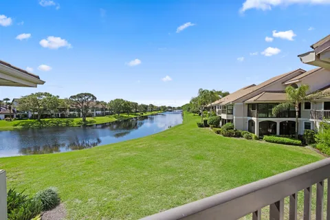 $825,000 | 3940 Back Bay Drive, Unit 241, Jupiter, FL 33477