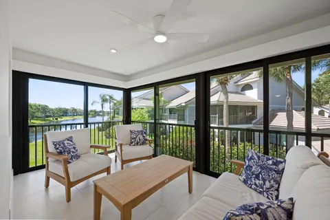 $825,000 | 3940 Back Bay Drive, Unit 241, Jupiter, FL 33477