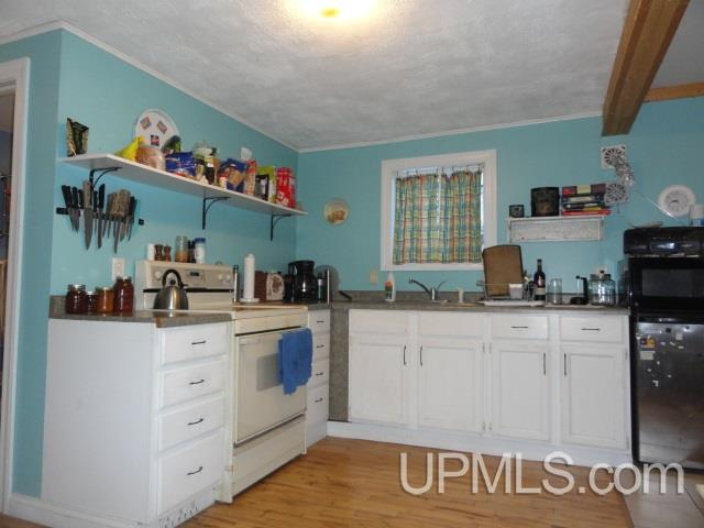 11251 Mattson Road Pelkie, MI 49958 - Photo 8 of 30 Gallery Image 8