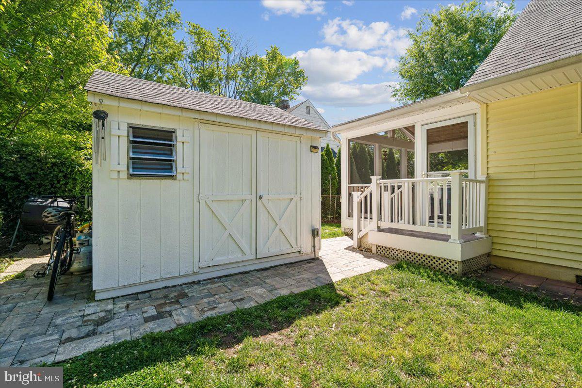 905 Robin Road Silver Spring, MD 20901 - Photo 42 of 43 Gallery Image 42