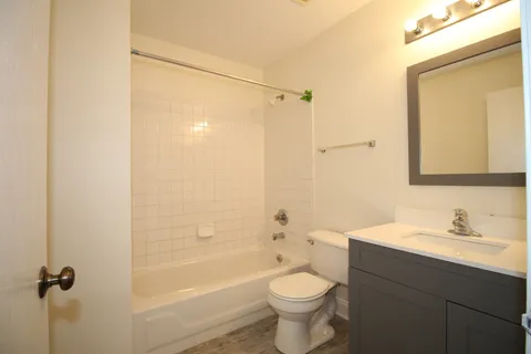 $2,290 | 2835 Cedar Glade Drive, Naperville, IL 60564