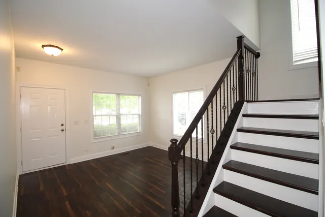 $2,390 | 2835 Cedar Glade Drive, Naperville, IL 60564