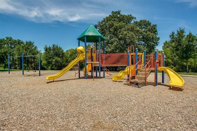 a view of a lake with houses