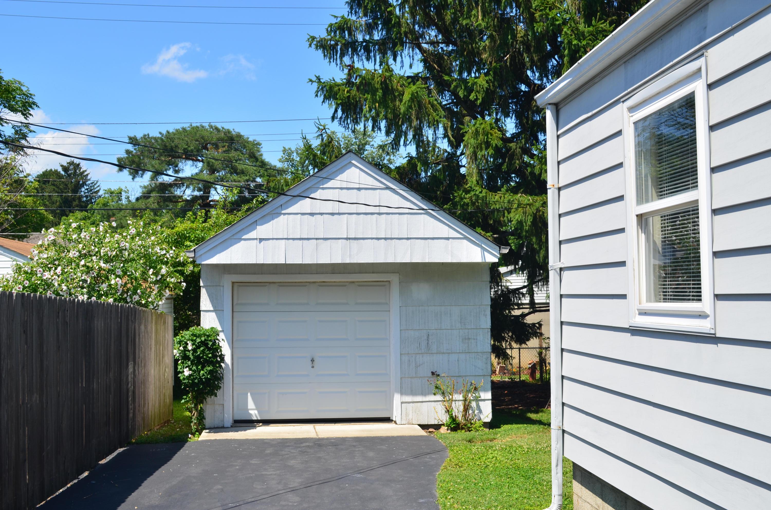 526 Chatham Road Columbus, OH 43214 - Photo 15 of 17 Gallery Image 15
