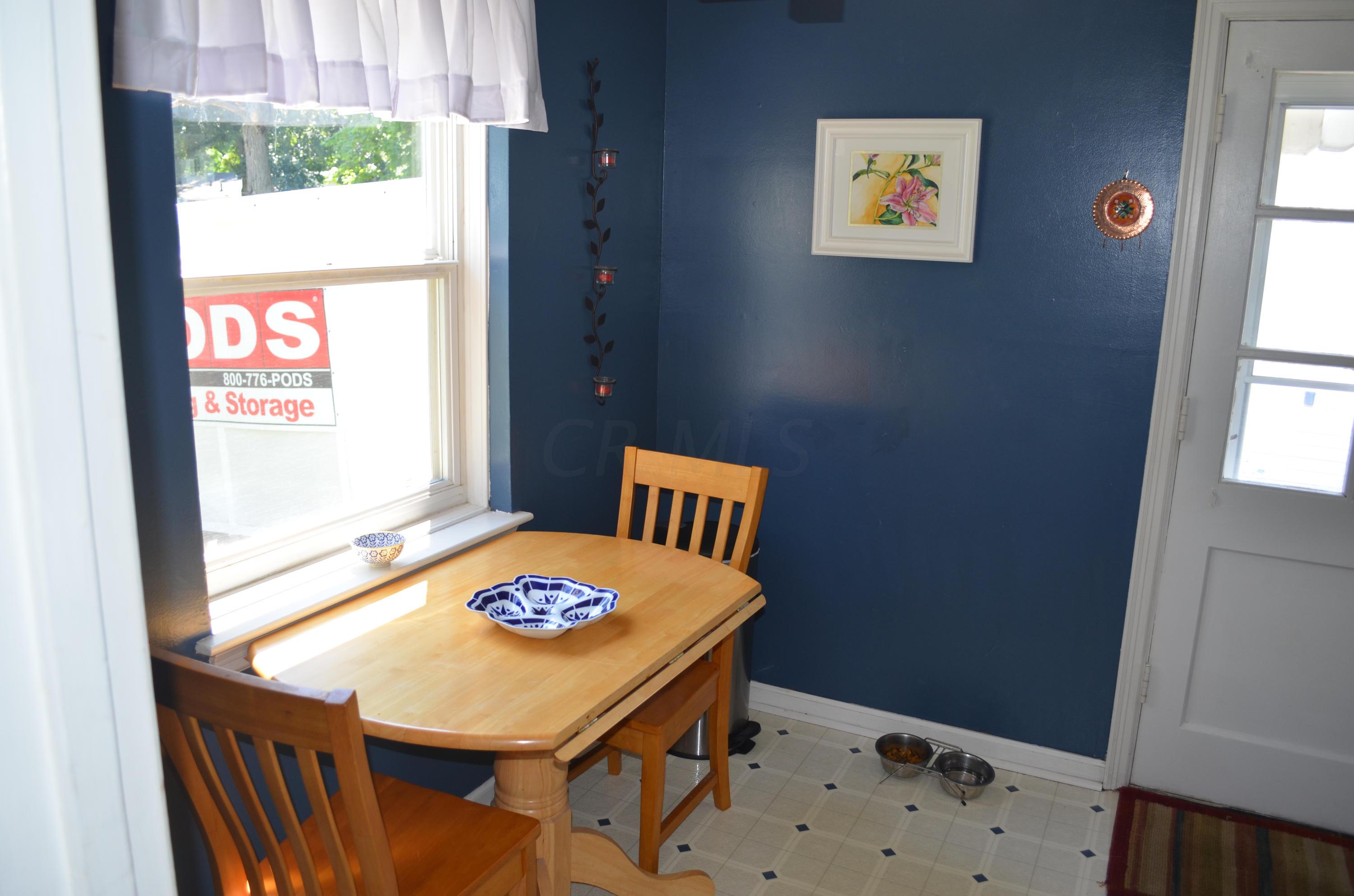 526 Chatham Road Columbus, OH 43214 - Photo 4 of 17 Gallery Image 4