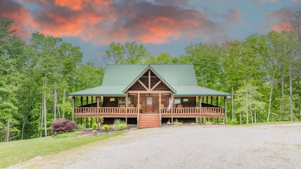 $799,900 | 336 John J Smith Road, Oneida, TN 37841