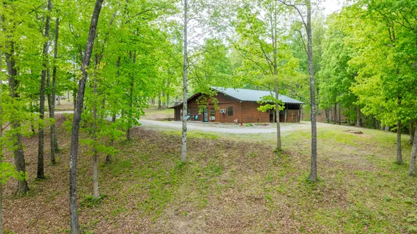 $799,900 | 336 John J Smith Road, Oneida, TN 37841