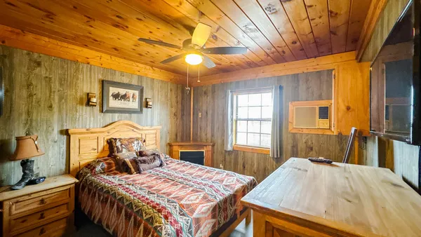 $799,900 | 336 John J Smith Road, Oneida, TN 37841