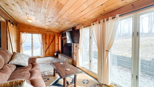 $799,900 | 336 John J Smith Road, Oneida, TN 37841