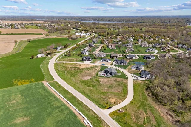 $185,000 | Lot 9 250th Avenue, Bettendorf, IA 52722