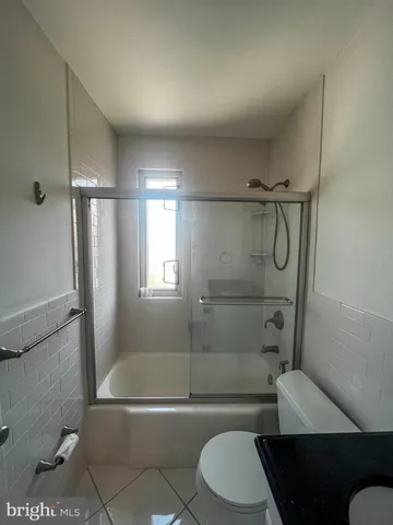 $2,600 | 1727 Massachusetts Avenue Northwest, Unit 819, Washington, DC 20036