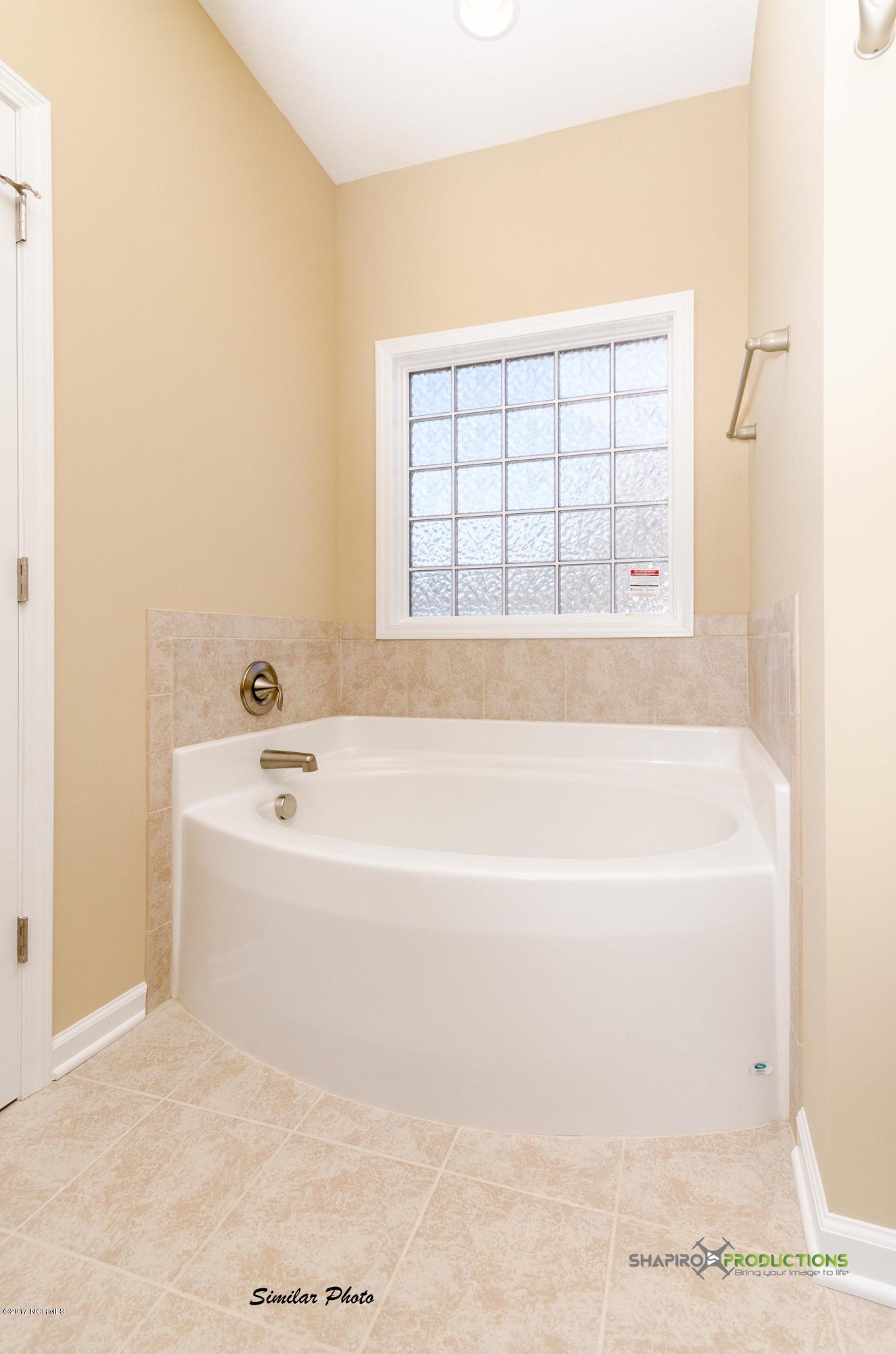 201 Mango Place South Hubert, NC 28539 - Photo 26 of 33 27