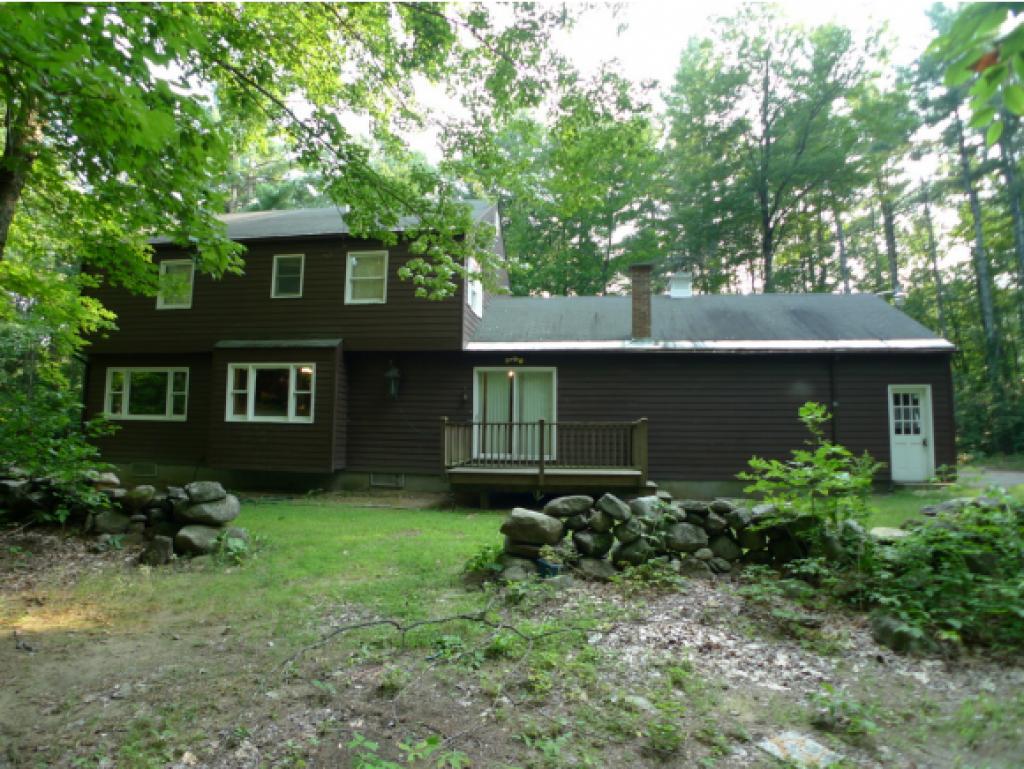 129 Rochester Road Northwood, NH 03261 - Photo 3 of 36