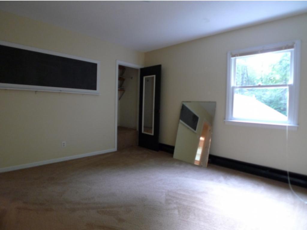 129 Rochester Road Northwood, NH 03261 - Photo 27 of 36