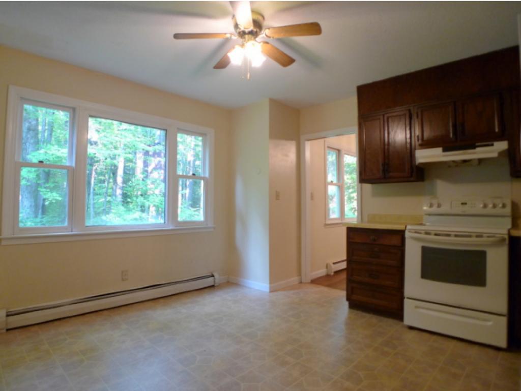 129 Rochester Road Northwood, NH 03261 - Photo 10 of 36