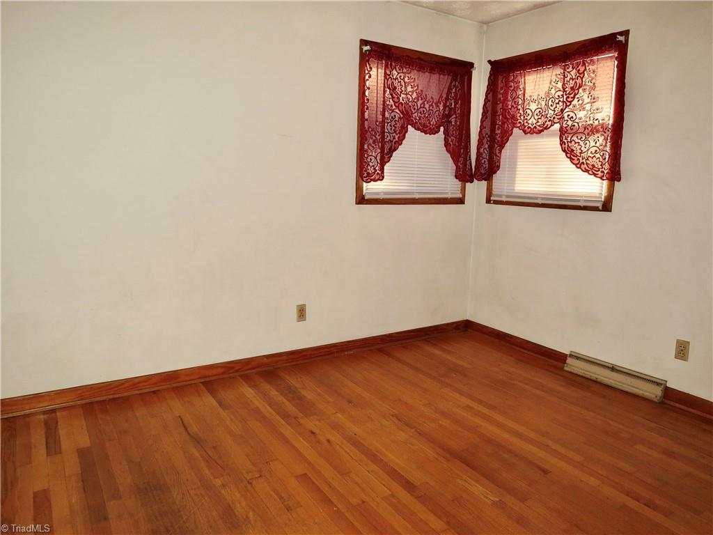 1236 Wolf Island Road Reidsville, NC 27320 - Photo 7 of 14 Gallery Image 7