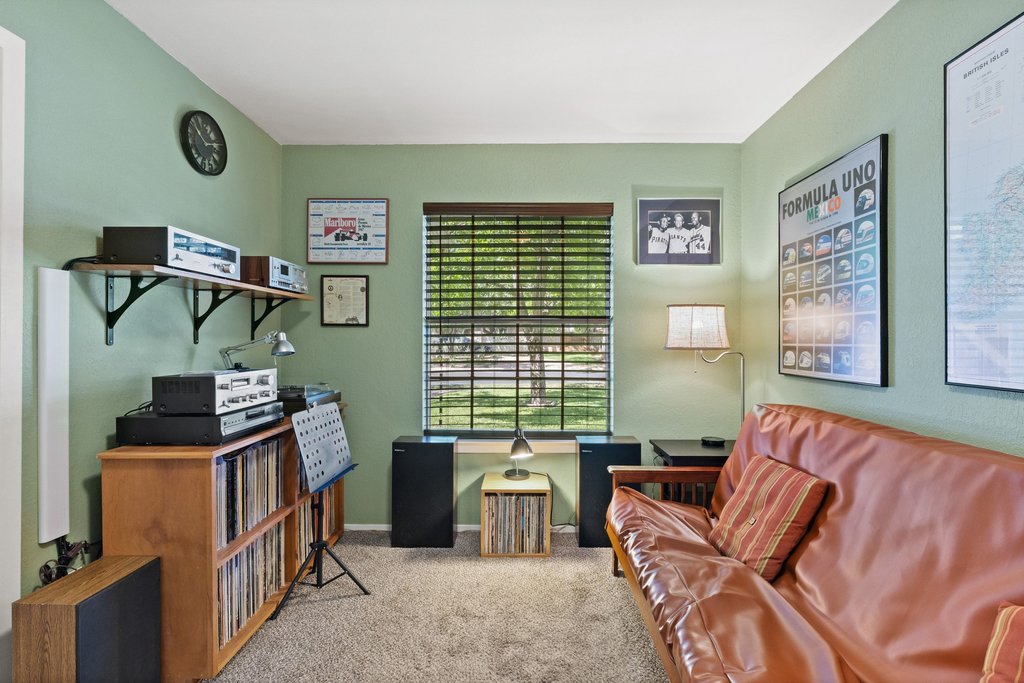 4526 Langtry Lane Austin, TX 78749 - Photo 20 of 33 3rd bedroom currently used as a music room