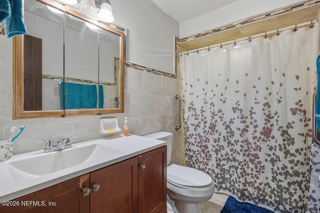 2012 Teal Lane Middleburg, FL 32068 - Photo 15 of 29 2012 Teal Ln-18