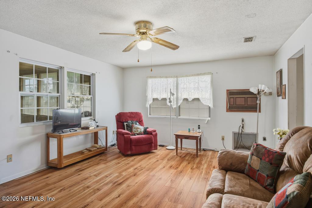 2012 Teal Lane Middleburg, FL 32068 - Photo 3 of 29 2012 Teal Ln-5