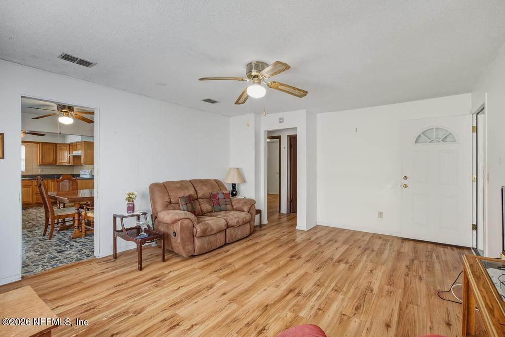 2012 Teal Lane Middleburg, FL 32068 - Photo 5 of 29 2012 Teal Ln-7