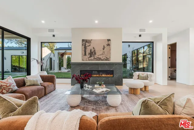 $6,595,000 | 5064 Encino Avenue, Encino, CA 91316