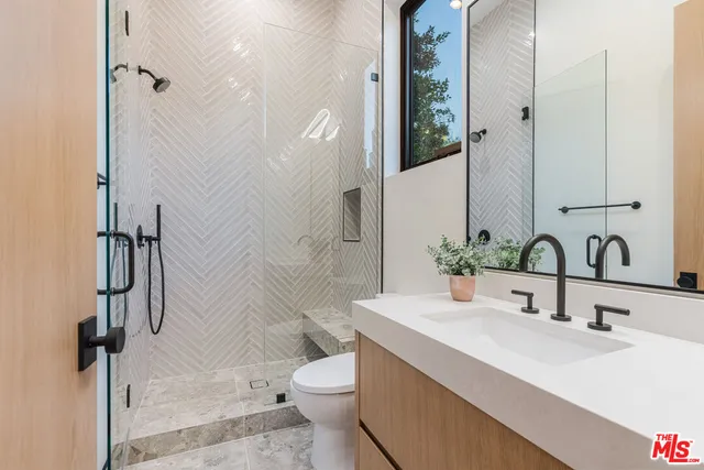 $6,595,000 | 5064 Encino Avenue, Encino, CA 91316