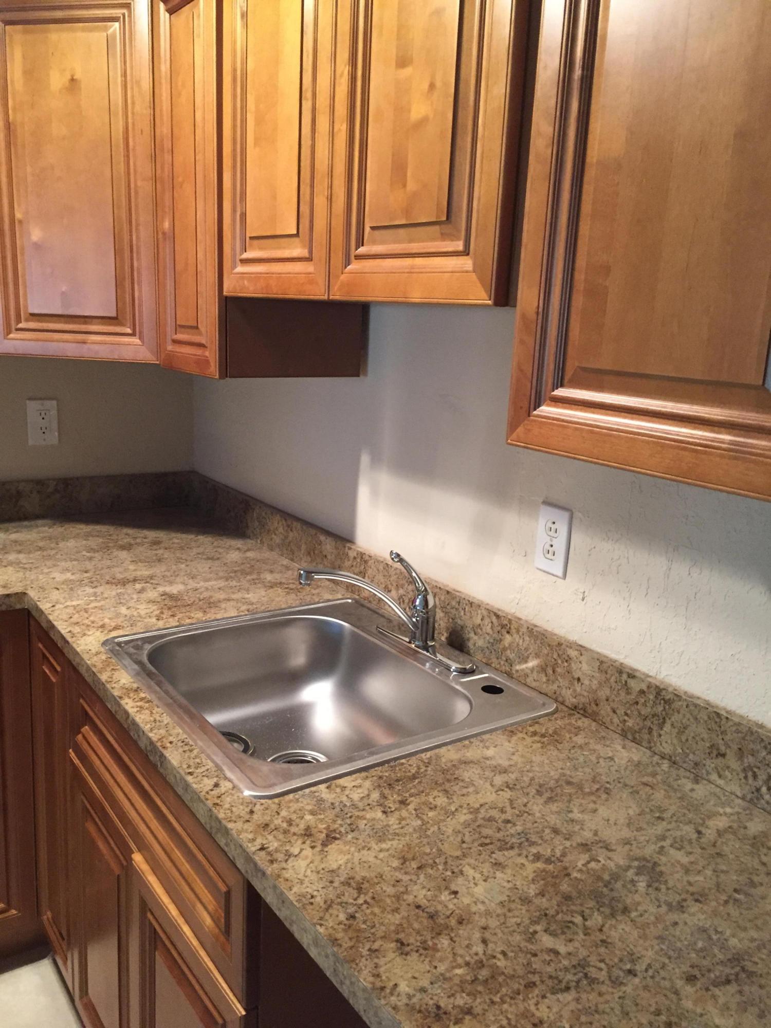 580 Mentone Road Lantana, FL 33462 - Photo 2 of 16 image