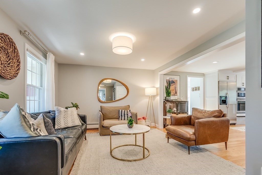 5 Squanto Road Winchester, MA 01890 - Photo 3 of 39 Gallery Image 3