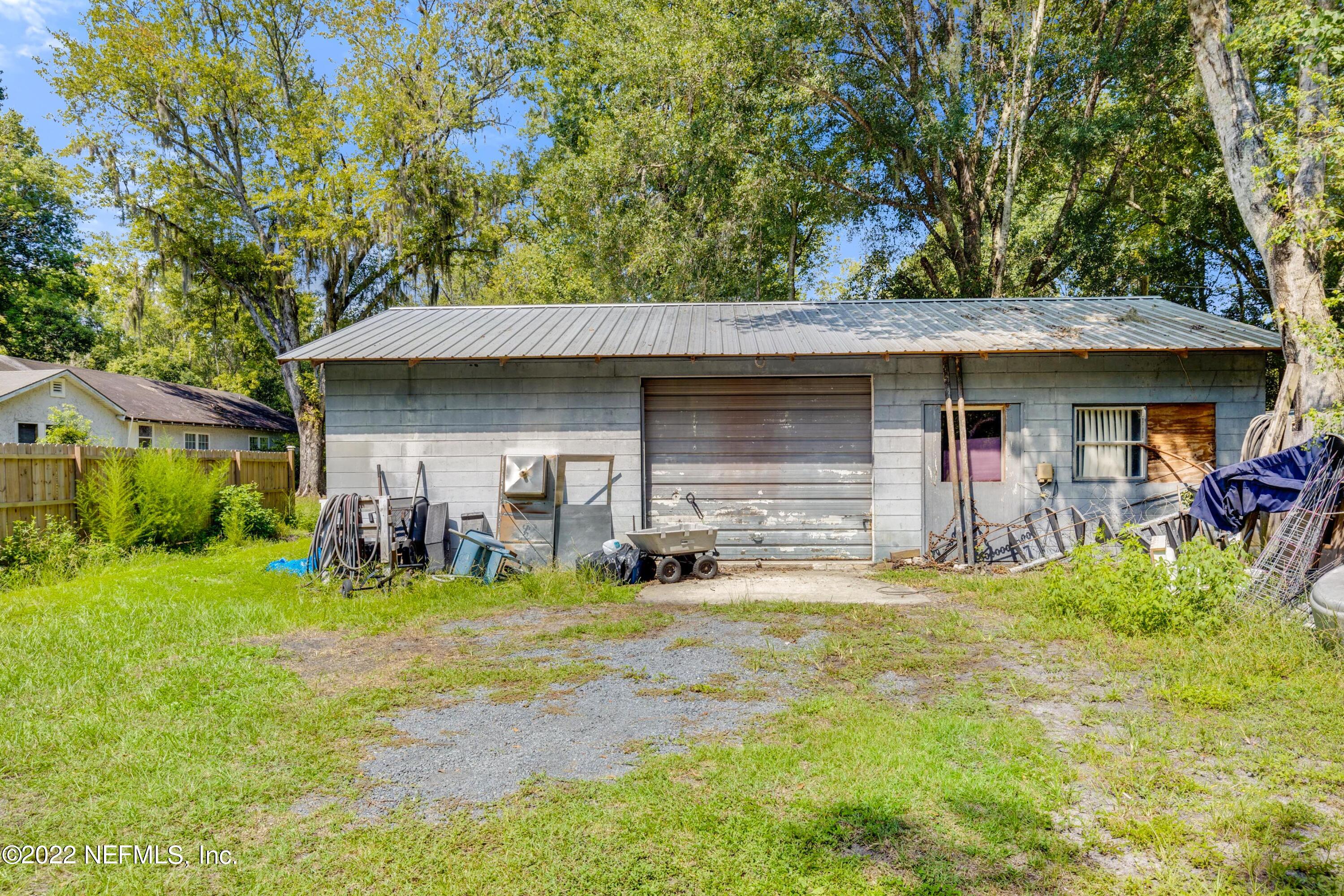 1450 Jones Road Jacksonville, FL 32220 - Photo 36 of 42 Garage/Utility Building