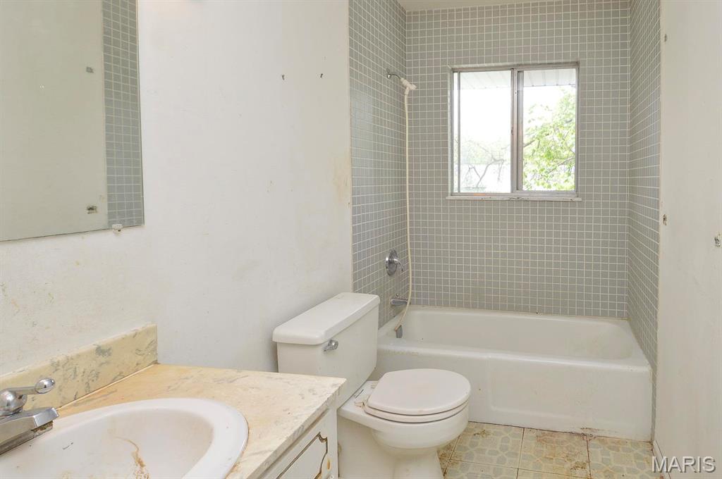 1107 Princeton Drive O'Fallon, IL 62269 - Photo 19 of 34 Gallery Image 19