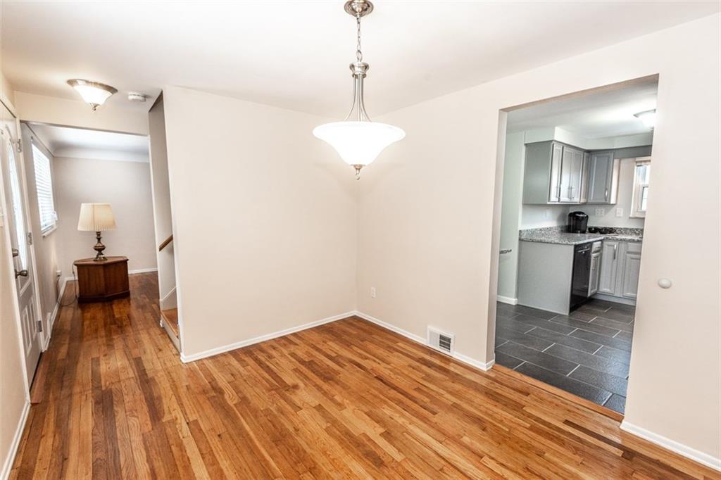 928 Unity Trestle Road Pittsburgh, PA 15239 - Photo 5 of 25