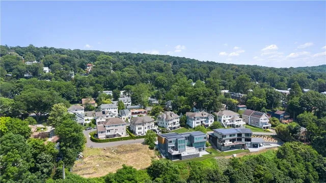 $999,000 | 11 Fairlawn Avenue, Dobbs Ferry, NY 10522