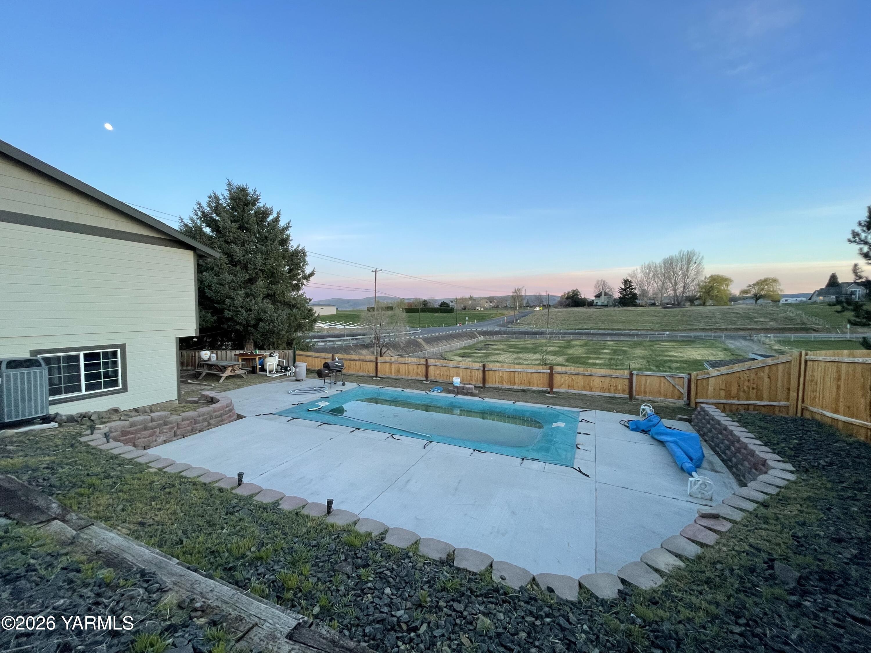 1602 Stein Road Yakima, WA 98908 - Photo 38 of 40 IMG_4976