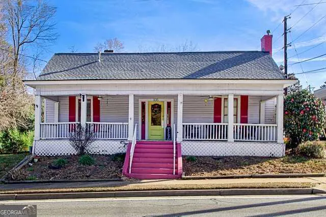 $2,500 | 135 Glynn Street North, Fayetteville, GA 30214