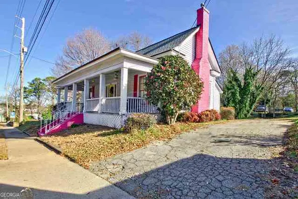 $2,500 | 135 Glynn Street North, Fayetteville, GA 30214