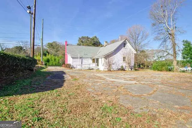 $2,500 | 135 Glynn Street North, Fayetteville, GA 30214