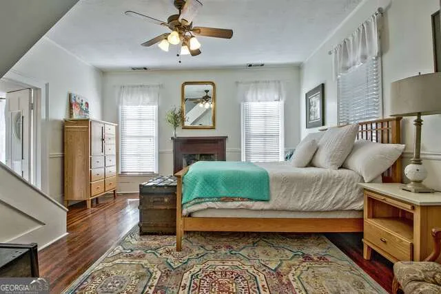 $2,500 | 135 Glynn Street North, Fayetteville, GA 30214