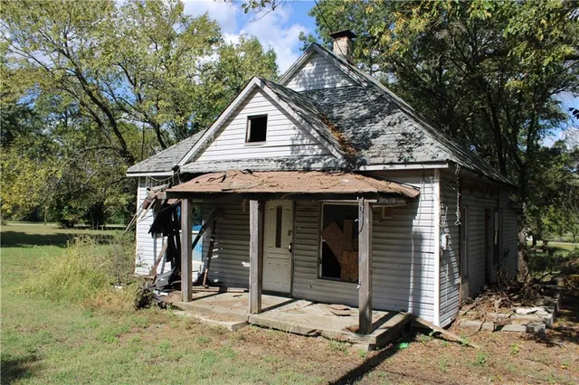 $5,000 | 414 West Perry Street, Mulberry, KS 66756