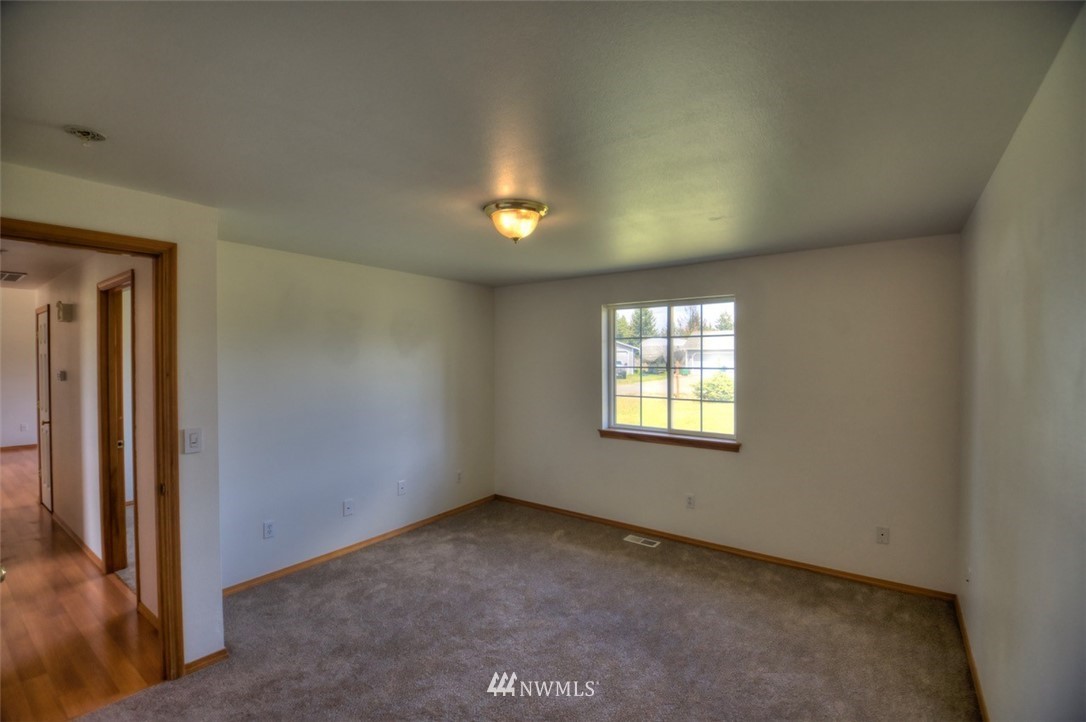 7811 196th Lane Southwest Rochester, WA 98579 - Photo 16 of 25