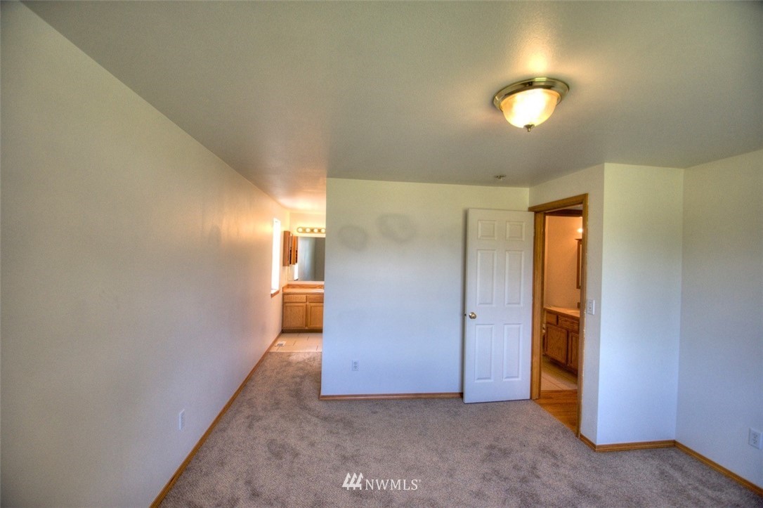 7811 196th Lane Southwest Rochester, WA 98579 - Photo 17 of 25