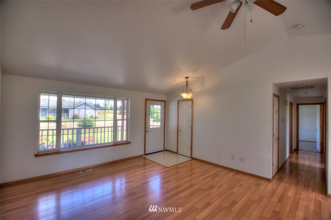 7811 196th Lane Southwest Rochester, WA 98579 - Photo 8 of 25