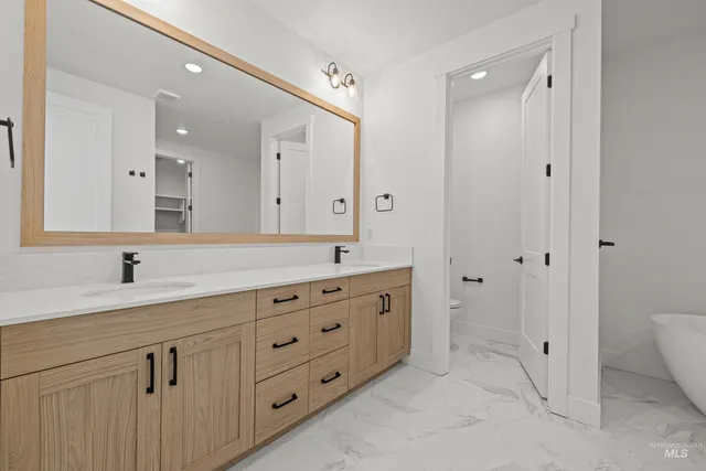 $1,070,000 | 15380 Juniperwood Drive, Caldwell, ID 83607