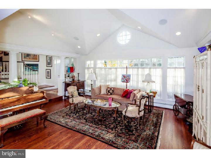 541 Sprague Road Penn Valley, PA 19072 - Photo 4 of 24 Living Room