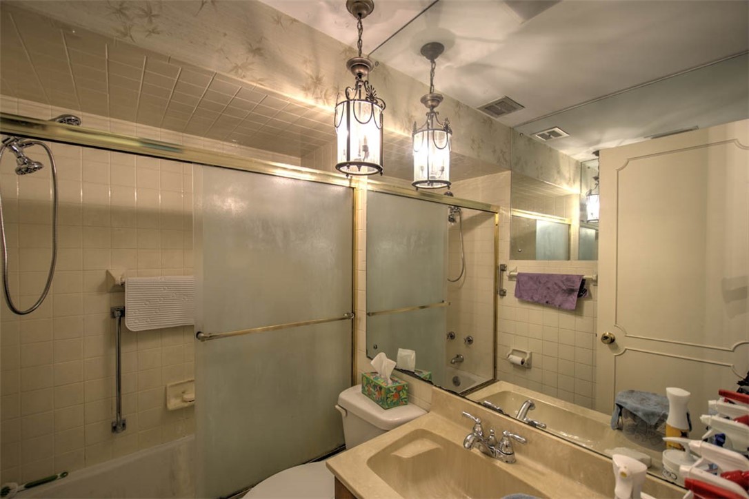 3045 Lake Bluff Drive Decatur, IL 62521 - Photo 27 of 37
